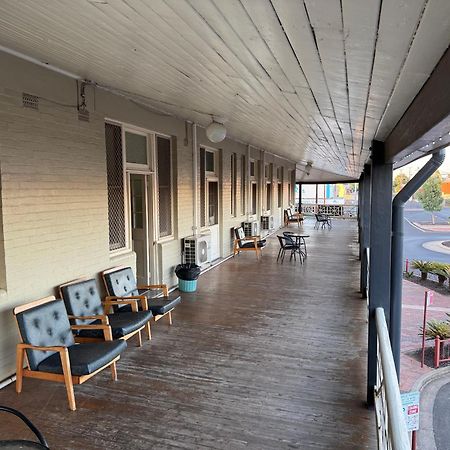 Castlereagh Hotel Dubbo Exterior photo