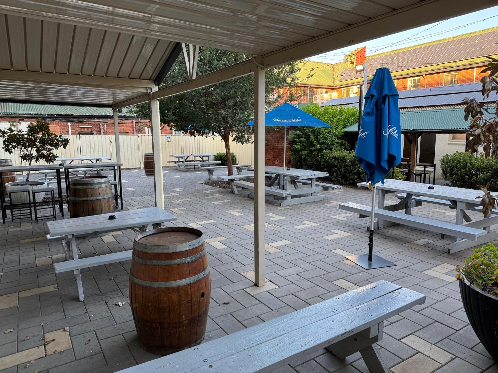 Castlereagh Hotel Dubbo Exterior photo